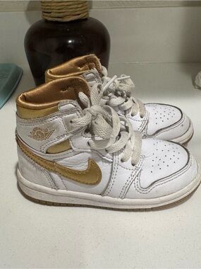 Nike Kids White and Metallic Gold High-Top Sneakers